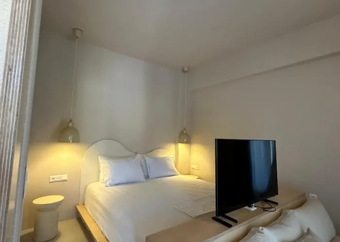 Alex & Sofi Hotel